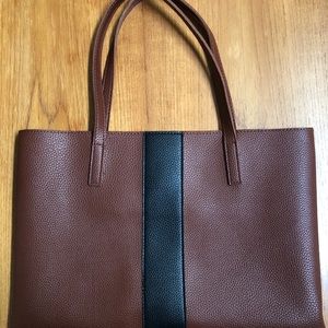 Vince Camuto Tote